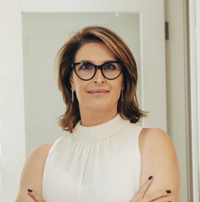 Dra. Valéria Fini